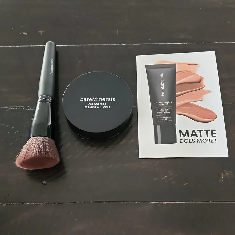 BARE MINERALS Original Mineral Veil Pressed Powder & Precision Face Brush